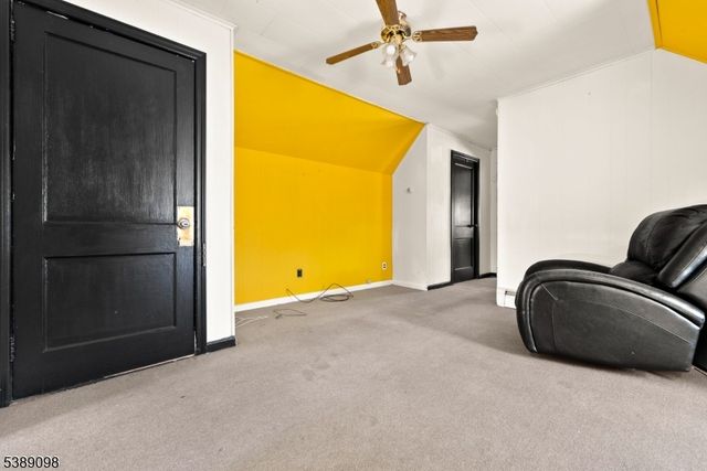 36 6Th St, Harrison Town, NJ 07029
