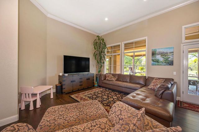 117 Wild Oat Ct, Roseville, CA 95747