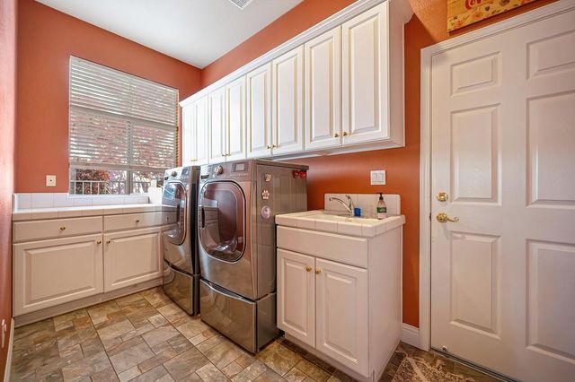 117 Wild Oat Ct, Roseville, CA 95747