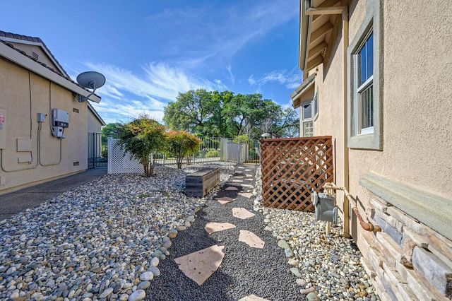 117 Wild Oat Ct, Roseville, CA 95747