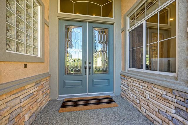 117 Wild Oat Ct, Roseville, CA 95747