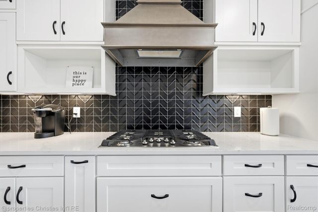 21369 Ballantyne Boulevard, Novi, MI 48167