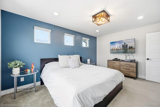 21369 Ballantyne Boulevard, Novi, MI 48167