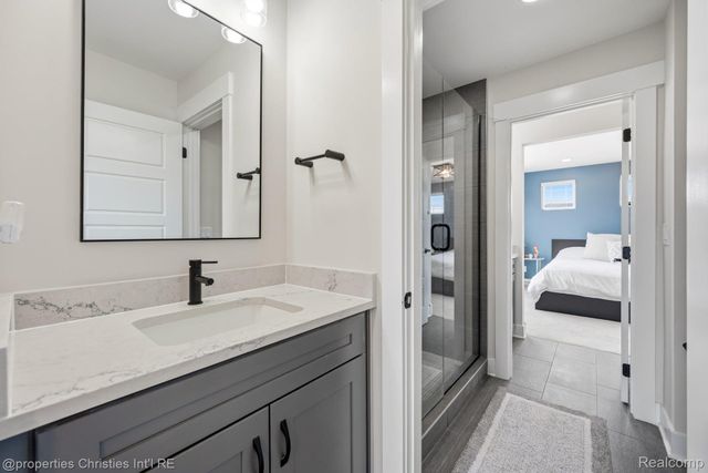 21369 Ballantyne Boulevard, Novi, MI 48167