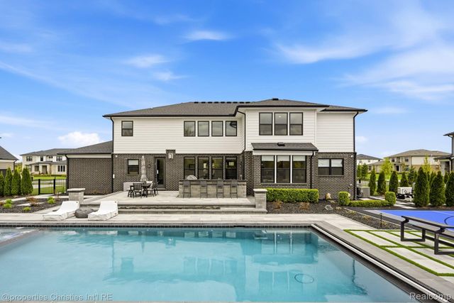 21369 Ballantyne Boulevard, Novi, MI 48167