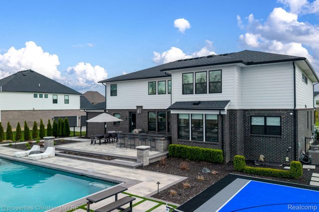 21369 Ballantyne Boulevard, Novi, MI 48167