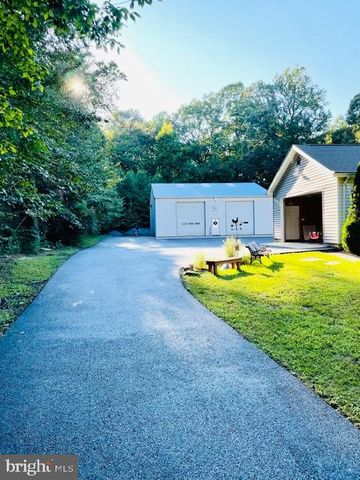 1320 LOTTIE FOWLER RD, Prince Frederick, MD 20678
