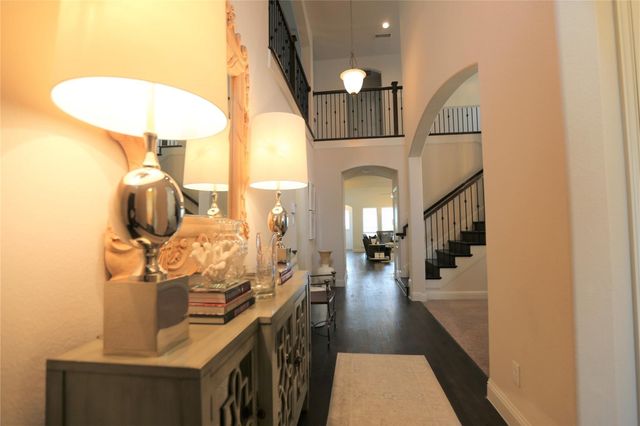 2161 Balcones Drive, Carrollton, TX 75010