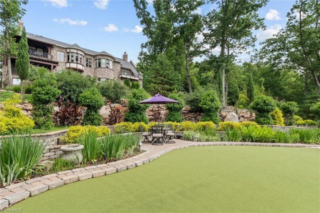 530 Sierra Trace Road, Denton, NC 27239