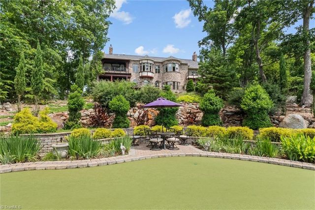 530 Sierra Trace Road, Denton, NC 27239
