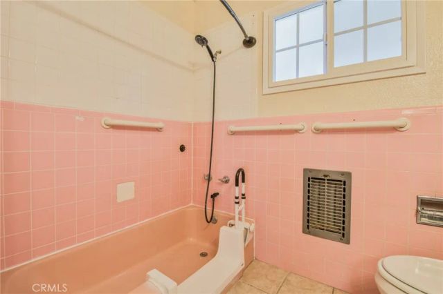 100 Cerritos 7, Long Beach, CA 90802