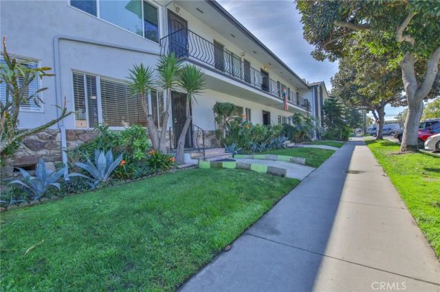 100 Cerritos 7, Long Beach, CA 90802