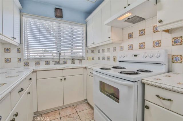 100 Cerritos 7, Long Beach, CA 90802