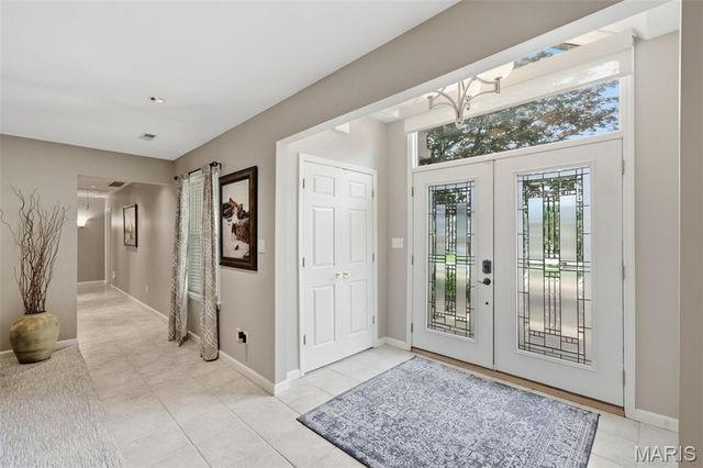 17 Stacy Drive, St Louis, MO 63132