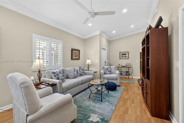 2368 Windjammer Way, West Palm Beach, FL 33411