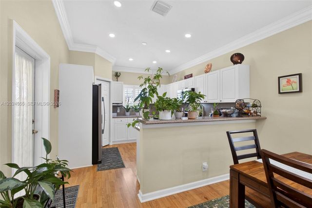 2368 Windjammer Way, West Palm Beach, FL 33411
