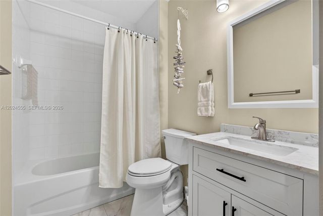 2368 Windjammer Way, West Palm Beach, FL 33411