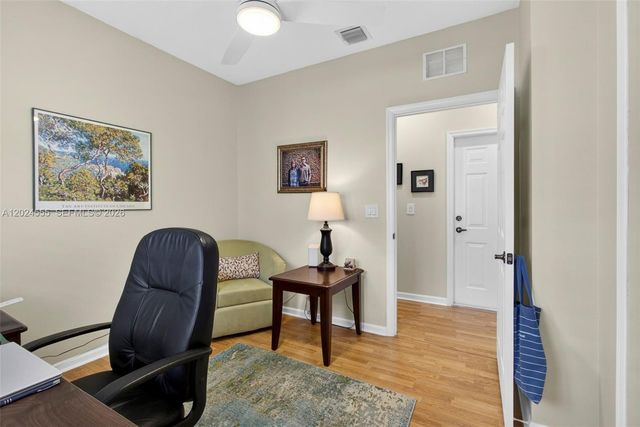 2368 Windjammer Way, West Palm Beach, FL 33411