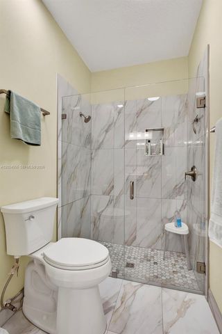 2368 Windjammer Way, West Palm Beach, FL 33411