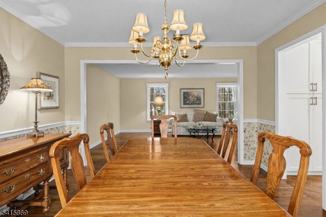 3 Kerry Pl, Mount Olive Twp., NJ 07836