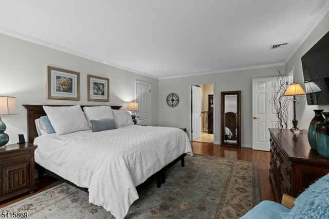 3 Kerry Pl, Mount Olive Twp., NJ 07836