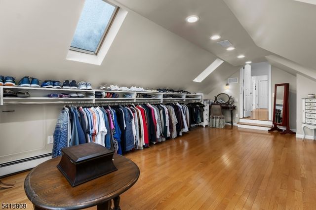 3 Kerry Pl, Mount Olive Twp., NJ 07836