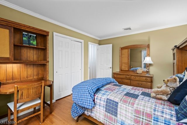 3 Kerry Pl, Mount Olive Twp., NJ 07836