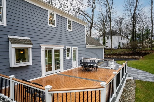 3 Kerry Pl, Mount Olive Twp., NJ 07836