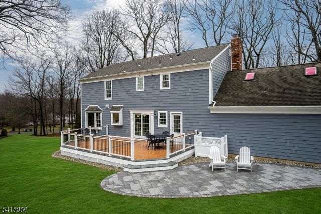 3 Kerry Pl, Mount Olive Twp., NJ 07836