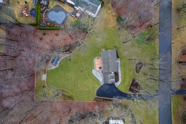 3 Kerry Pl, Mount Olive Twp., NJ 07836