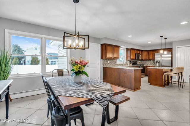 1237 Mermaid Avenue, Beachwood, NJ 08722