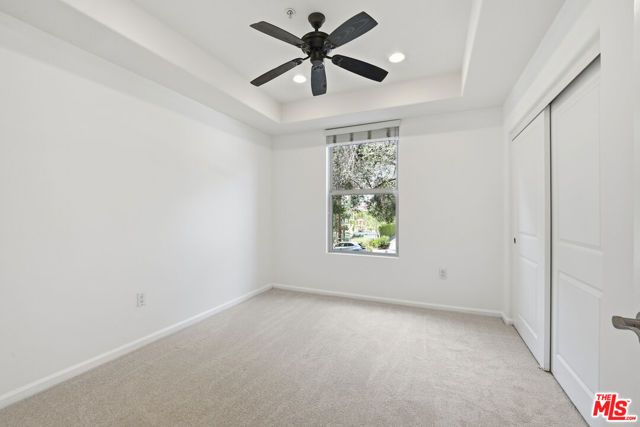 128 N Oak Knoll Avenue 202, Pasadena, CA 91101