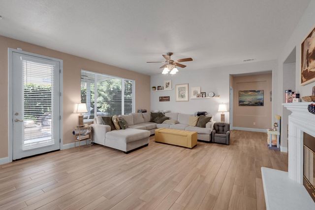 1984 Greenfield, Turlock, CA 95382
