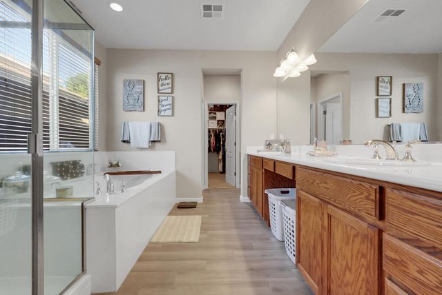 1984 Greenfield, Turlock, CA 95382