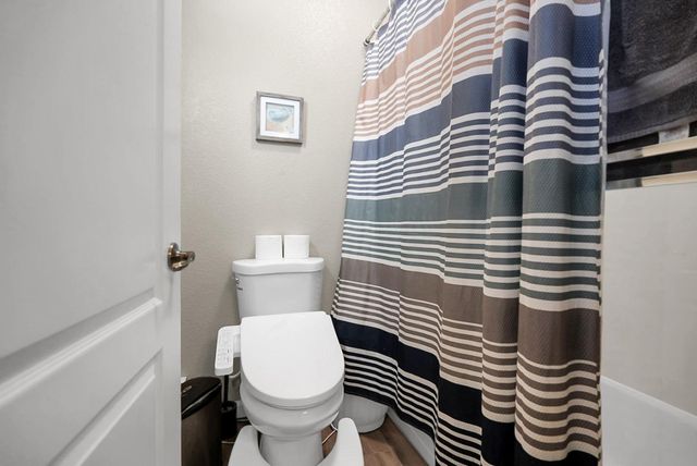 1984 Greenfield, Turlock, CA 95382
