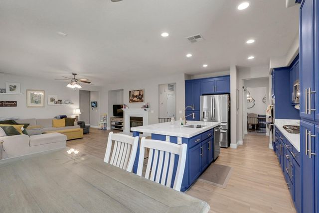 1984 Greenfield, Turlock, CA 95382