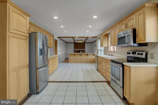 19 OBSIDIAN DRIVE, Chambersburg, PA 17202