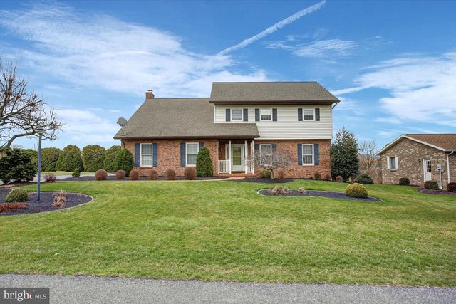 19 OBSIDIAN DRIVE, Chambersburg, PA 17202
