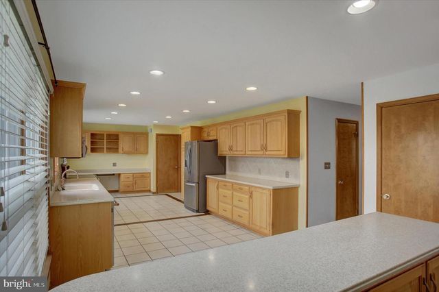 19 OBSIDIAN DRIVE, Chambersburg, PA 17202