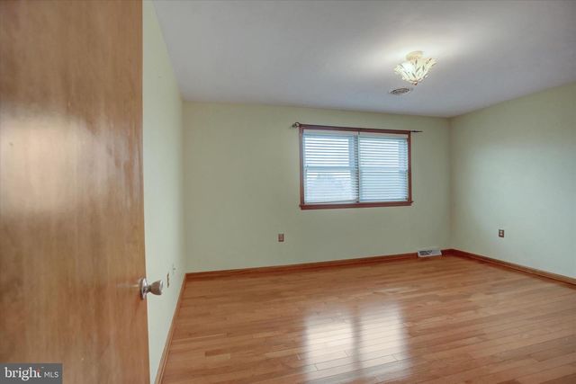 19 OBSIDIAN DRIVE, Chambersburg, PA 17202