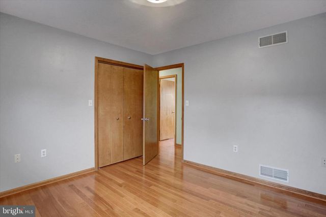 19 OBSIDIAN DRIVE, Chambersburg, PA 17202