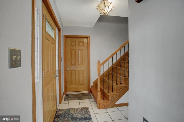 19 OBSIDIAN DRIVE, Chambersburg, PA 17202