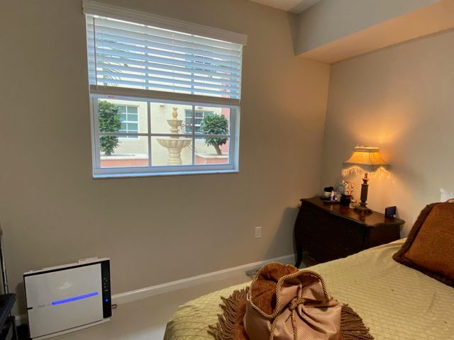 225 NE 1st Street 202, Delray Beach, FL 33444