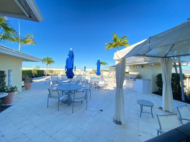 225 NE 1st Street 202, Delray Beach, FL 33444
