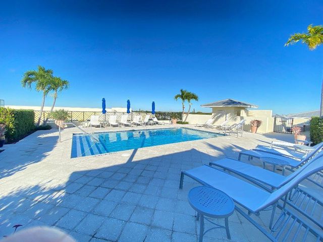 225 NE 1st Street 202, Delray Beach, FL 33444