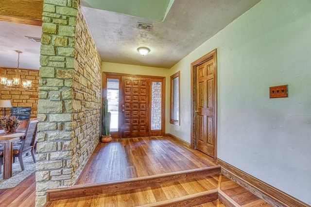 609 Hi Stirrup, Horseshoe Bay, TX 78657