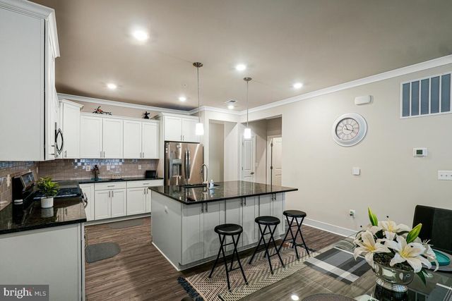 10618 MOUNT RAINIER PL, White Plains, MD 20695