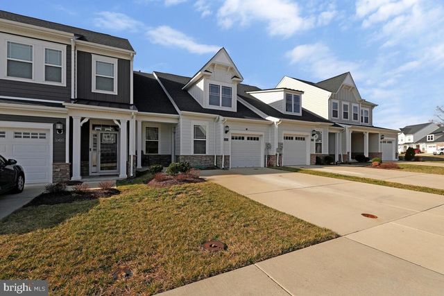 10618 MOUNT RAINIER PL, White Plains, MD 20695