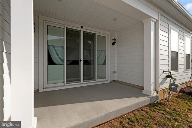 10618 MOUNT RAINIER PL, White Plains, MD 20695