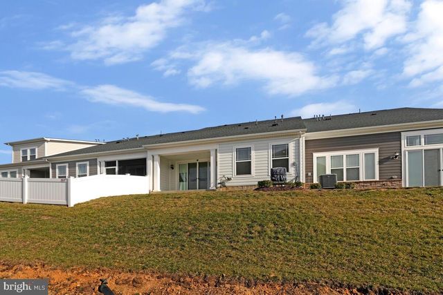 10618 MOUNT RAINIER PL, White Plains, MD 20695